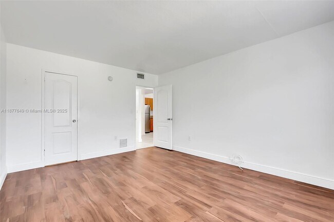 Building Photo - 5000 NW 79th Ave