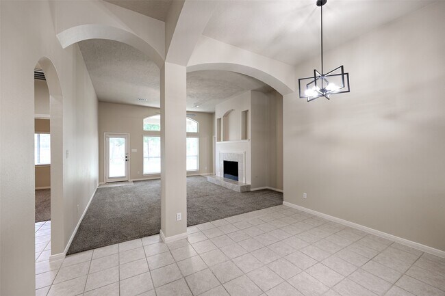 Building Photo - 1812 Tickner St