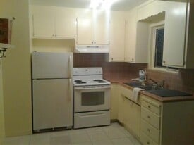 Building Photo - 134 Seaview Ave