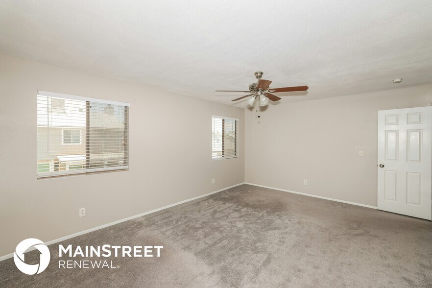 Building Photo - 5322 W Riviera Dr