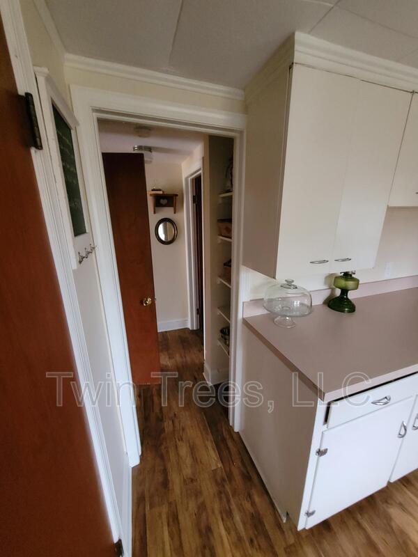 Building Photo - 417 Old Bethel Rd