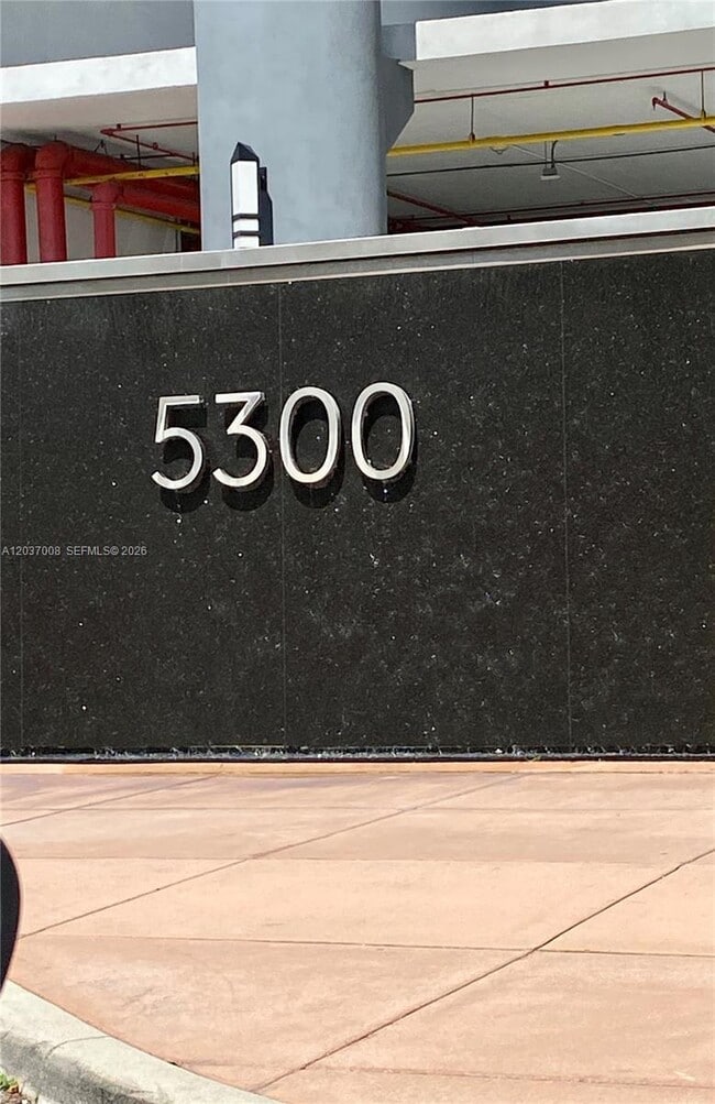 Building Photo - 5300 Paseo Blvd