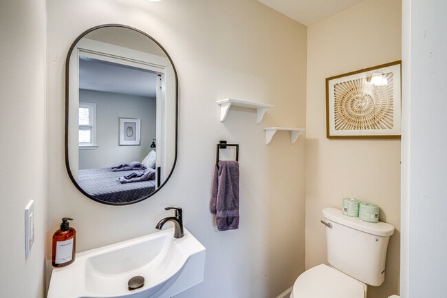 Building Photo - 5123 Boulder Dr