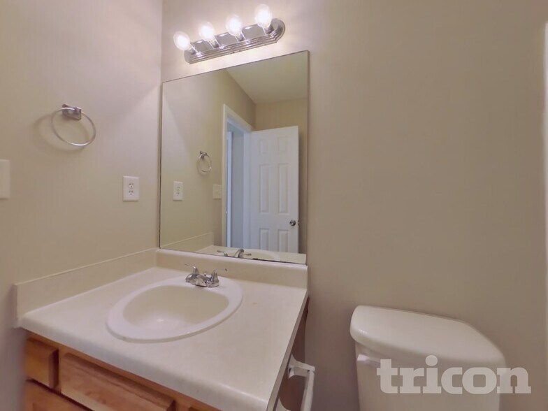 Building Photo - 2218 Alyssa Ct