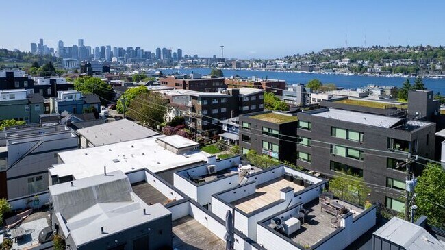 Building Photo - ULTRA-MODERN Townhome w/AC and Views in the Heart of Eastlake!