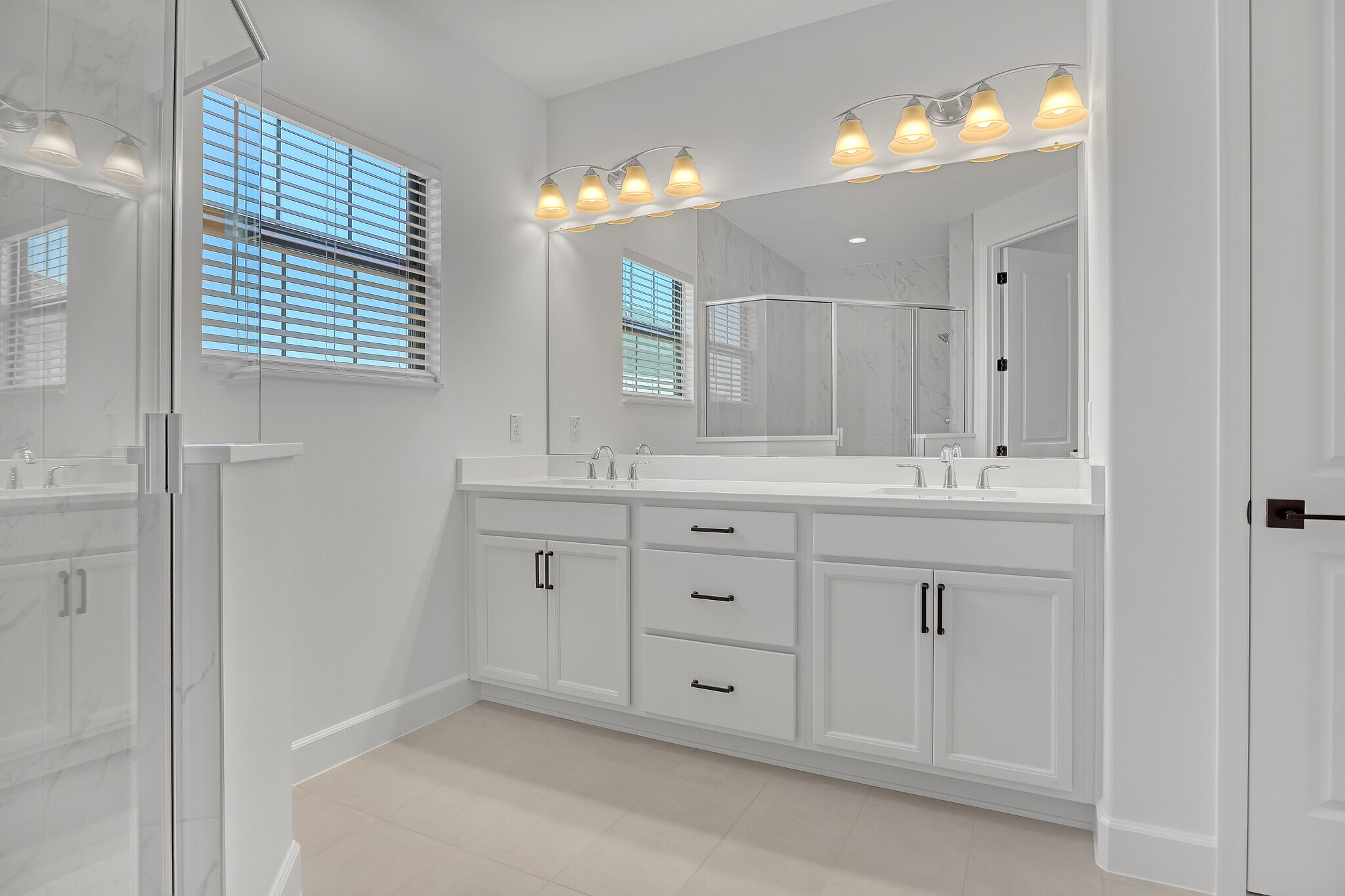 Building Photo - 2238 Salew St