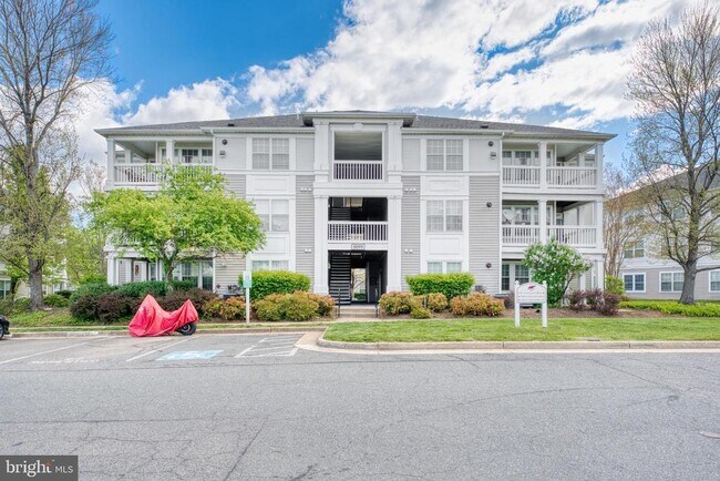 Primary Photo - 8099 Lacy Dr