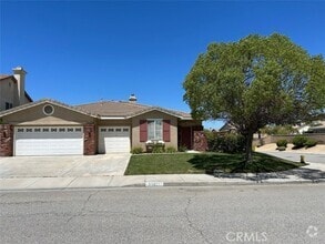 Building Photo - 35921 Camelot Cir