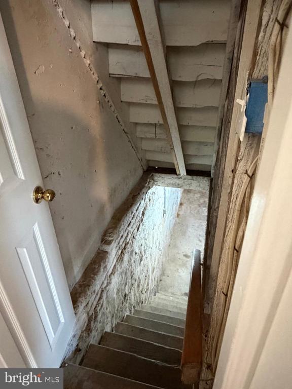 Building Photo - 2667 N Napa St