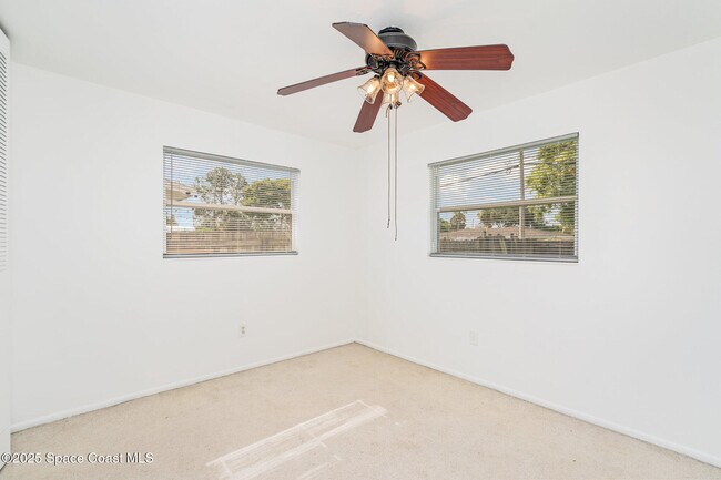 Building Photo - 2677 Sarno Rd