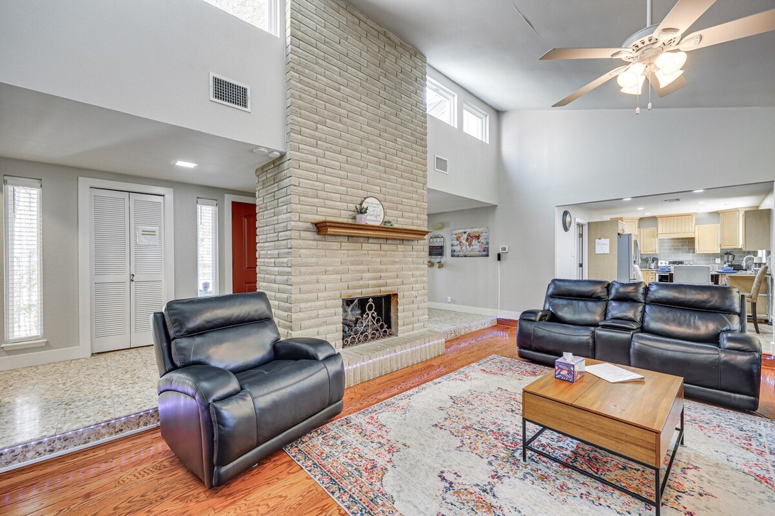 Building Photo - 8411 Brixton-SI ID1386179P