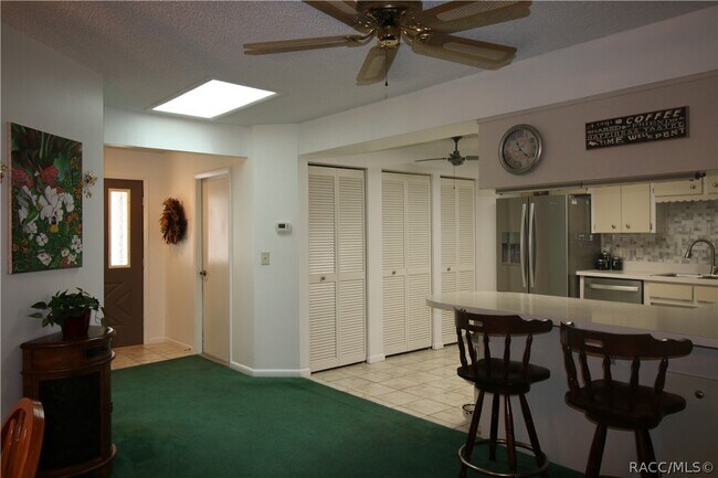 Building Photo - 3316 S Liverpool Point