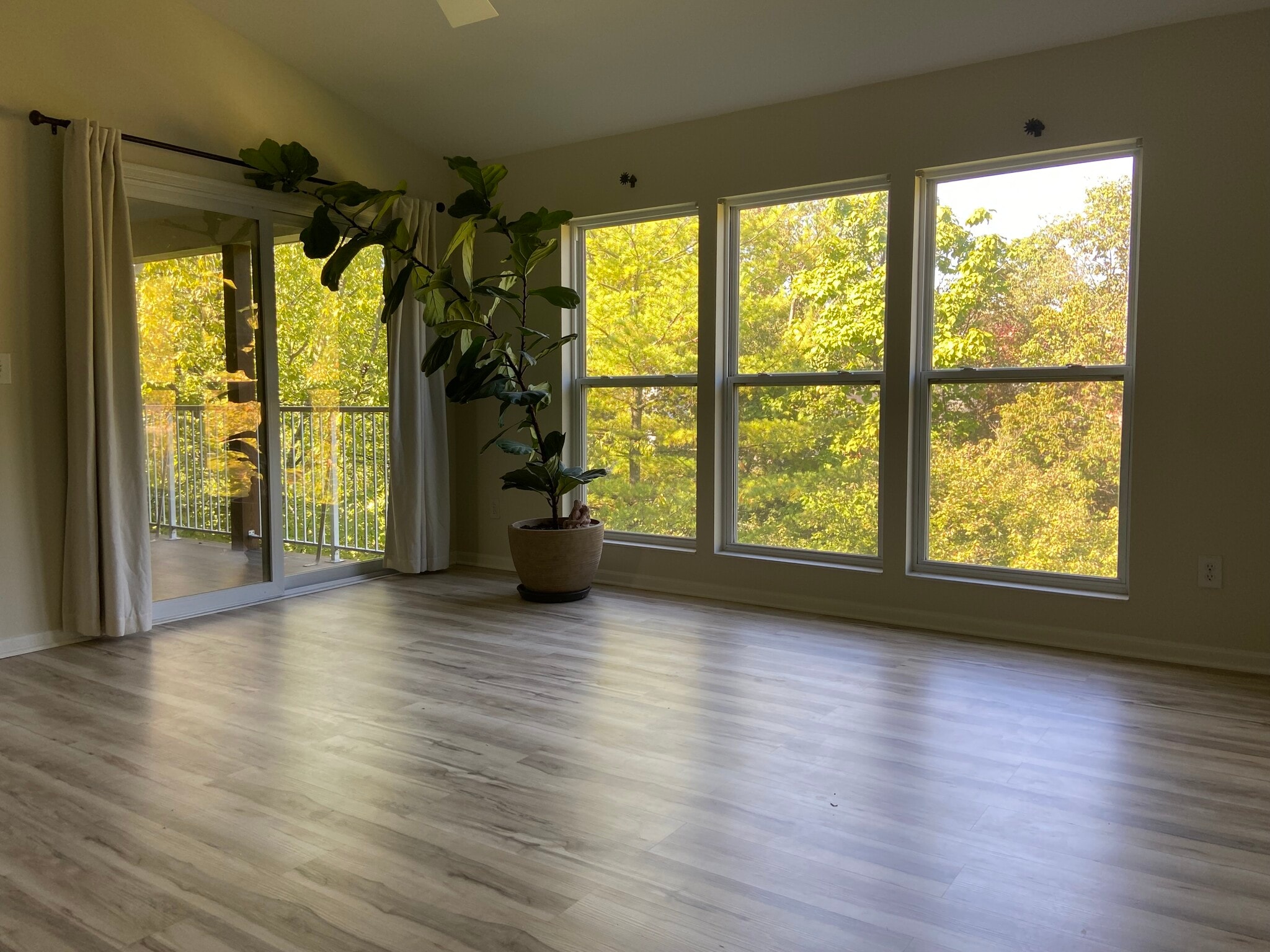 Building Photo - 5355 Cooper Rd