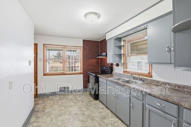 Building Photo - 89 Cullman Rd