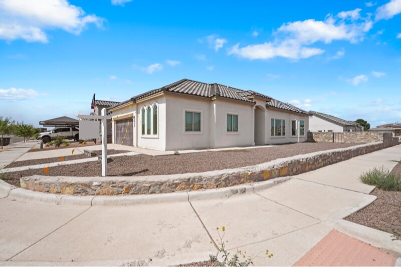 Building Photo - 629 Paseo Modesto Dr