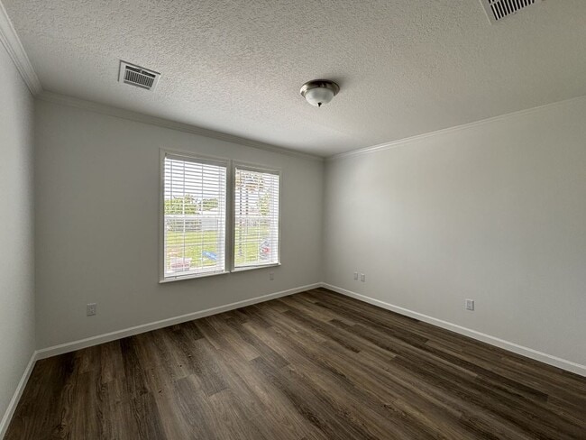 Building Photo - 7443 43rd Way N