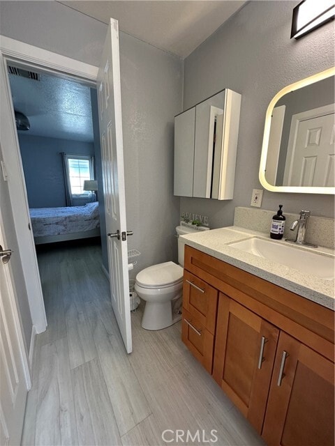 Building Photo - 226 E Tamarack Ave