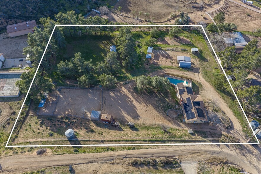 Building Photo - 35315 Glenwall St