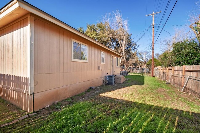 Building Photo - 5801 Libyan Dr