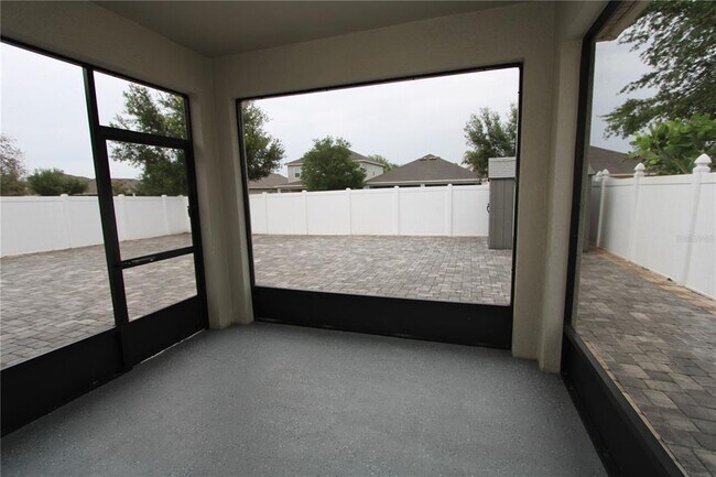 Building Photo - 2380 Sanderling St