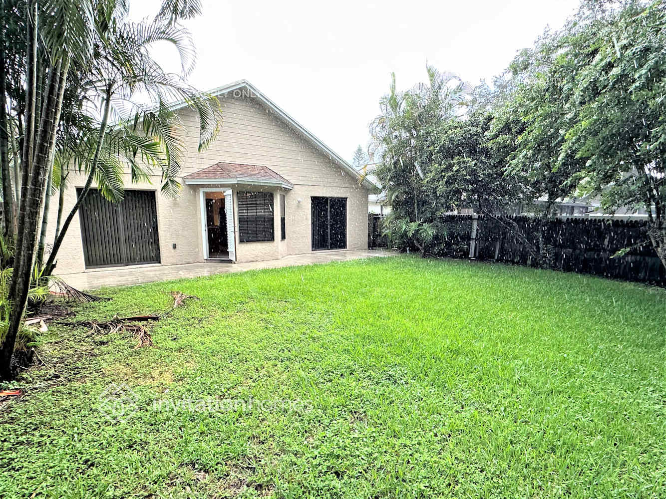 Building Photo - 1453 Hyde Park Dr