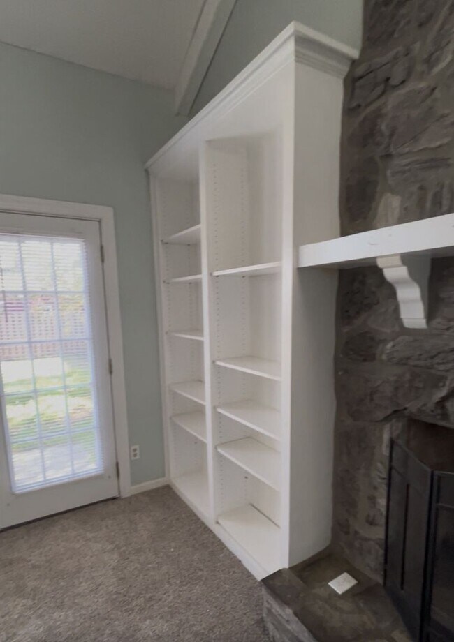 Building Photo - Stellar 3BR home with Loft in Ladson