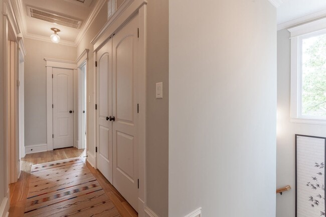 Building Photo - Gorgeous 3bd/2.5ba Two-Story Home Near Downtown Durham, Incredible Location!