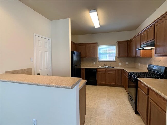 Building Photo - 104 Lava Bed Dr