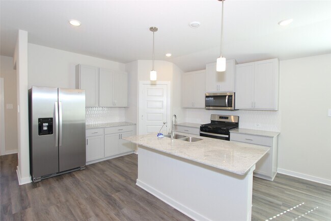 Building Photo - 2619 Good Morrow Dr