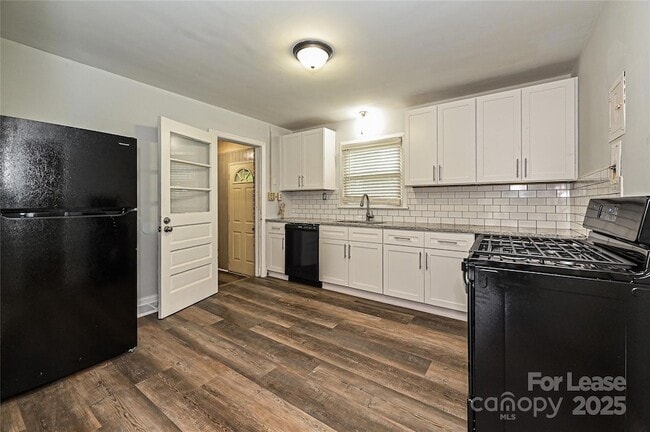 Building Photo - 2256 Kilborne Dr