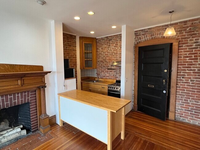 Building Photo - 1137 Massachusetts Ave