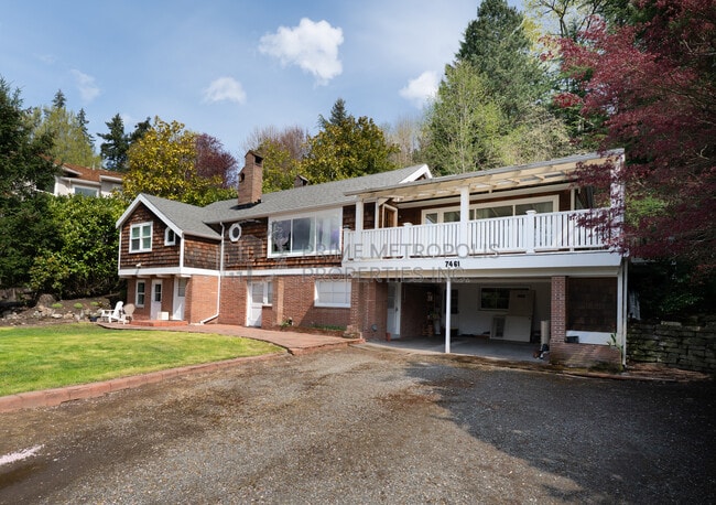 Building Photo - 7461 W Mercer Way