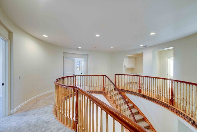Building Photo - 4132 Prado De Las Cabras