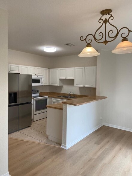 Building Photo - 10910 SW 181st Terrace