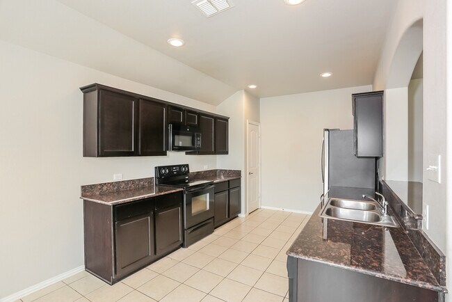 Building Photo - 9132 Abaco Way