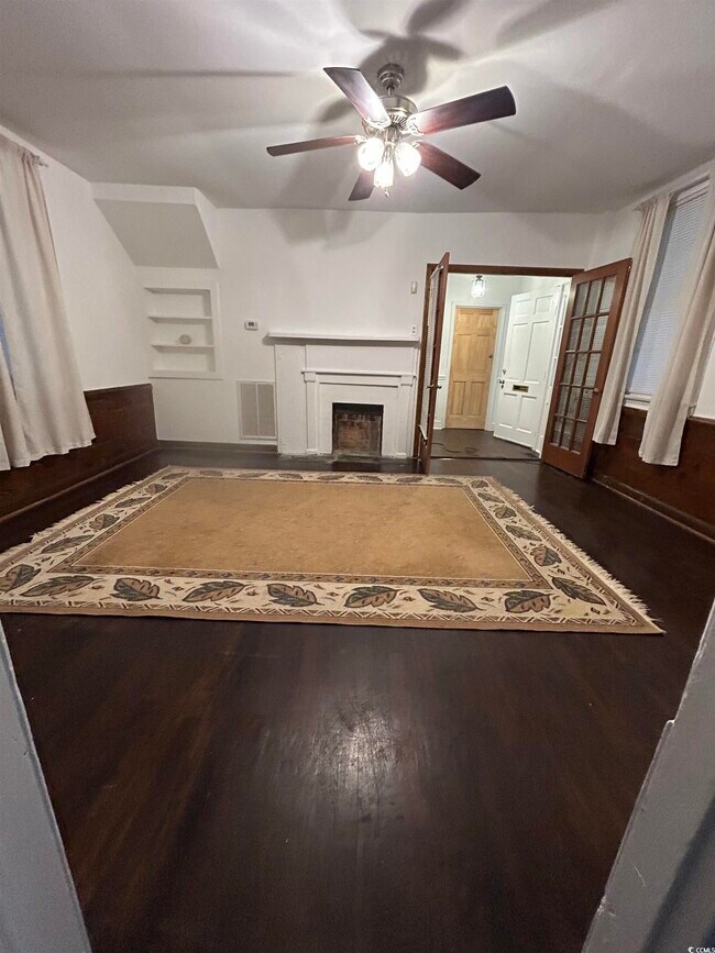 Building Photo - 520 Highmarket St