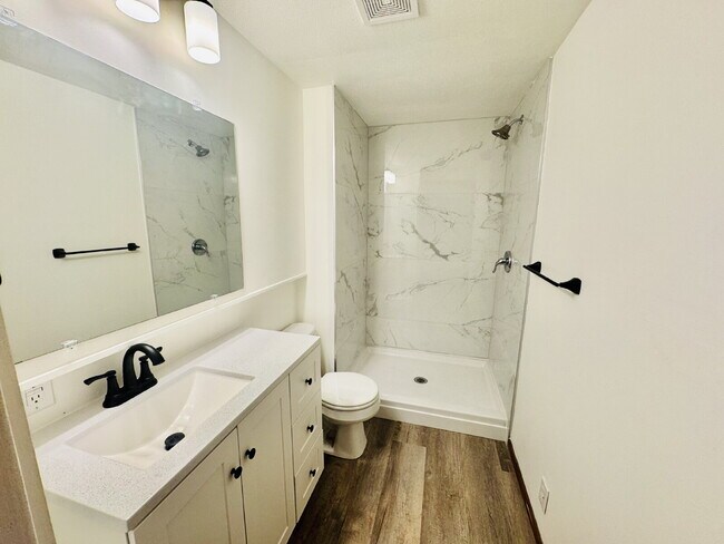 Building Photo - 14600 Hampshire Pl