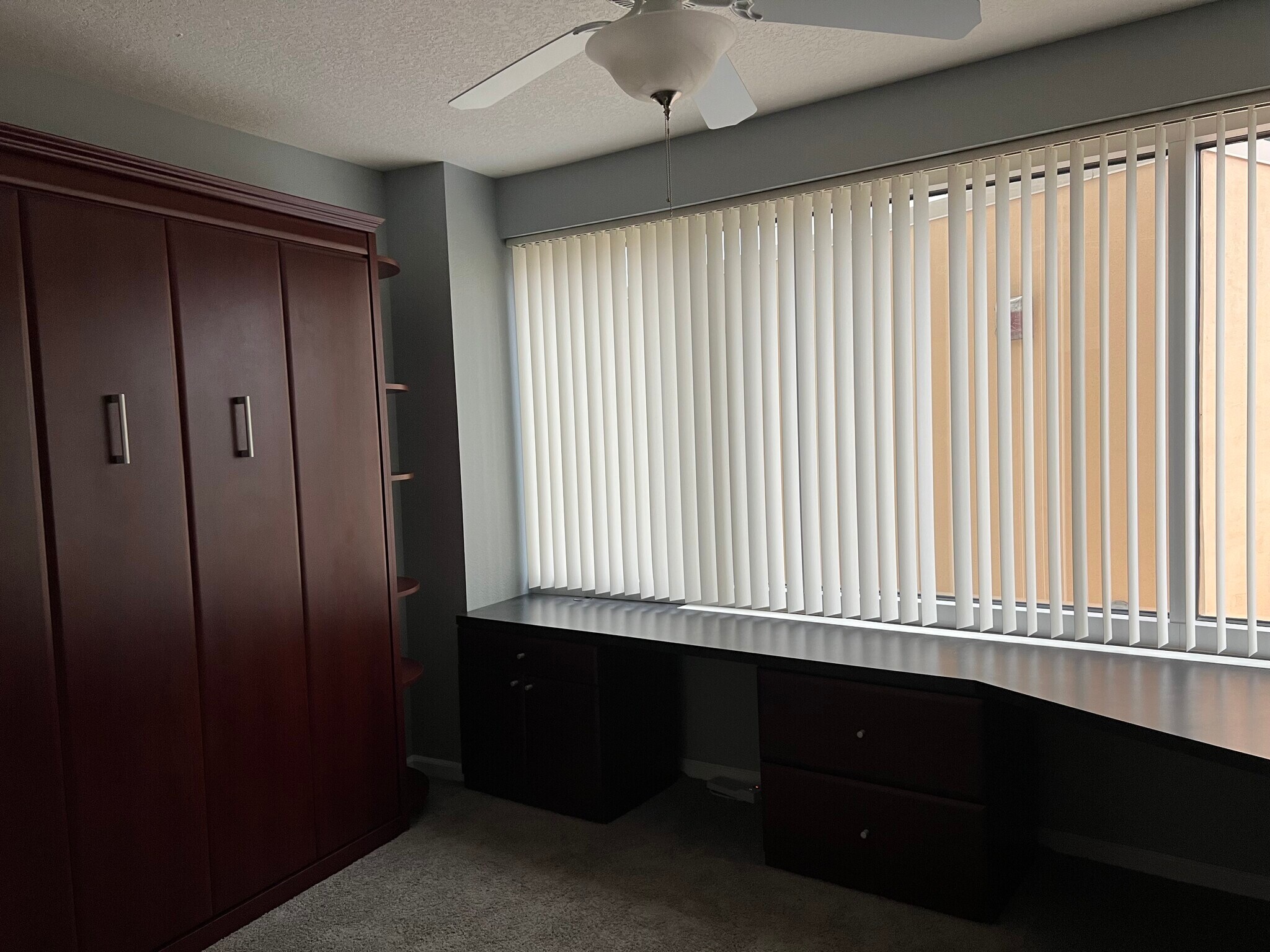 2nd bedroom/office Murpybed - 322 E Central