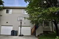 Building Photo - 704 Polk St