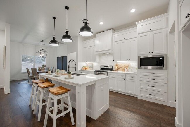 Building Photo - 7917 Behr Dr