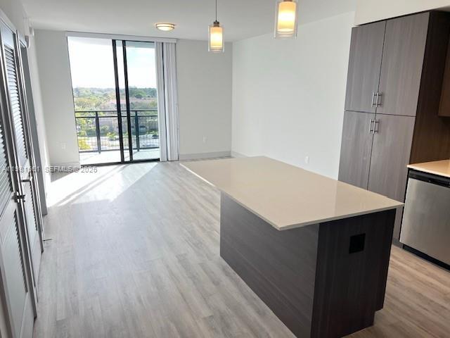 Building Photo - 9000 Ramblewood Dr