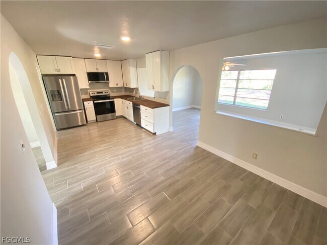 Building Photo - 17890 Leetana Rd