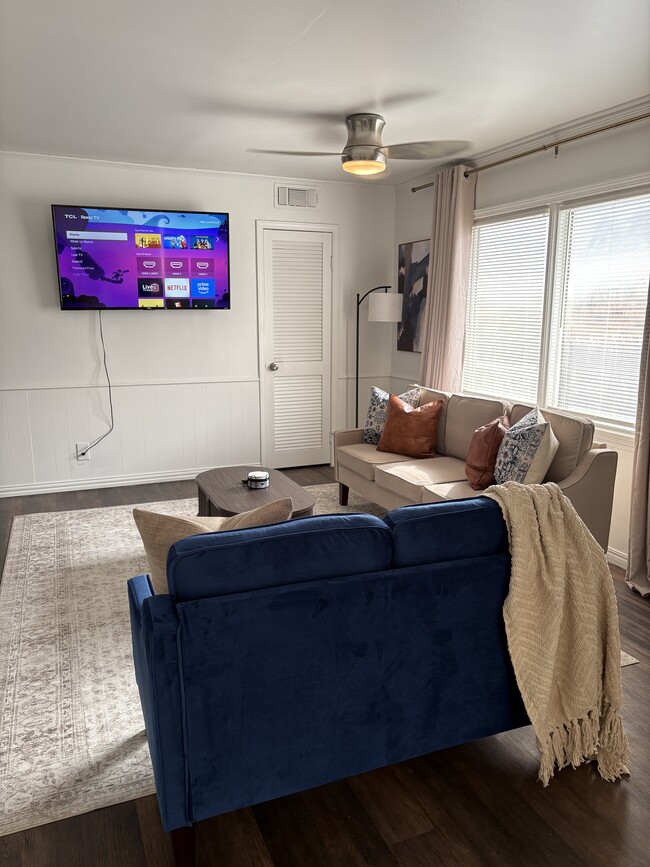 Building Photo - 4338 Ridgecrest Cir