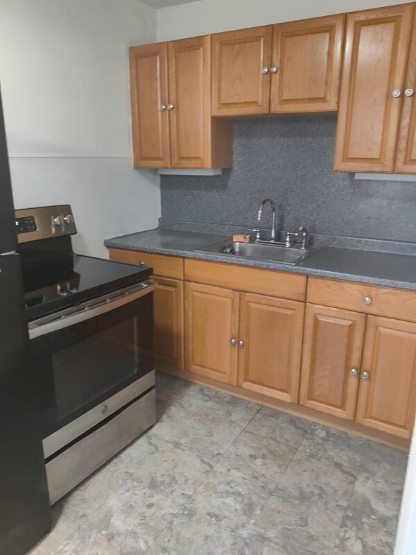 Building Photo - 7606 Wyndale Ave