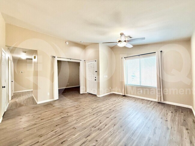 Building Photo - 1793 E Pinto Dr