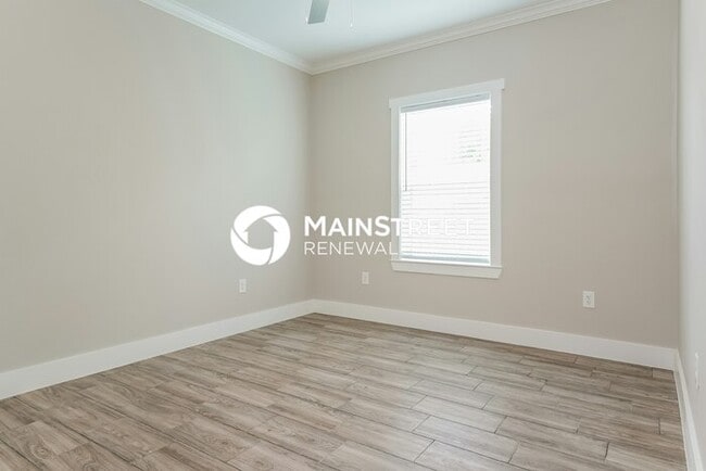 Building Photo - 4 Bedroom Pet-Friendly Home in Dallas, TX ...