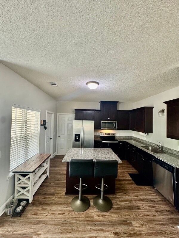 Building Photo - 186 Cherokee Oaks Xing
