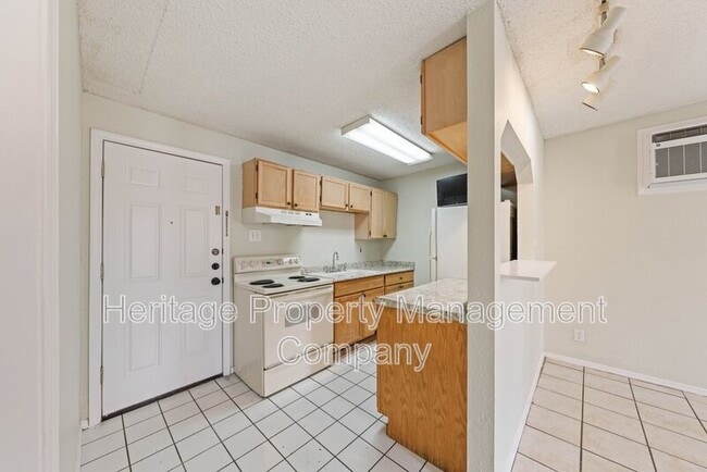 Building Photo - 801 Rittiman Rd