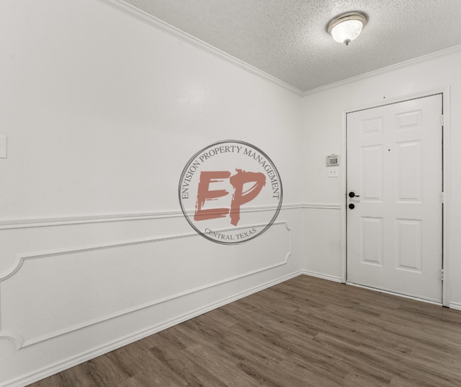 Building Photo - 1727 Ramada Dr