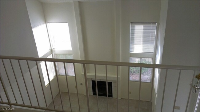 Building Photo - 1105 Overture Dr